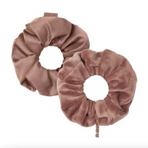 SKIMS Satin and Velour Scrunchie 2 pack